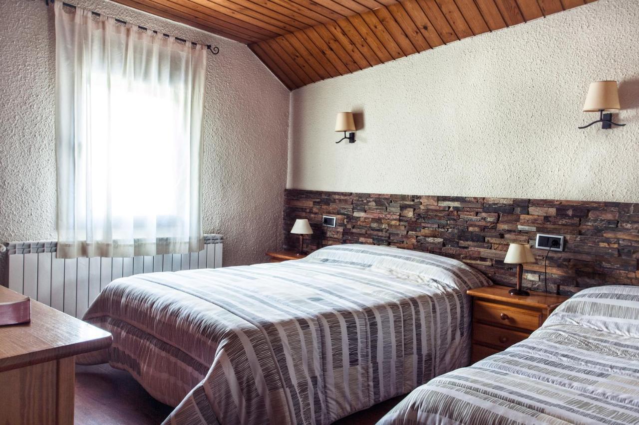 Hostal La Placa Erill la Vall Exterior photo
